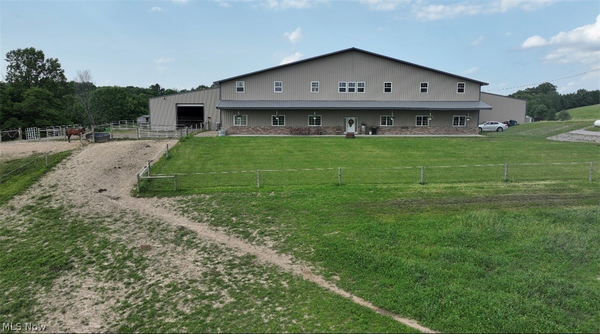 9918 Ridge Road SE Uhrichsville OH 44683