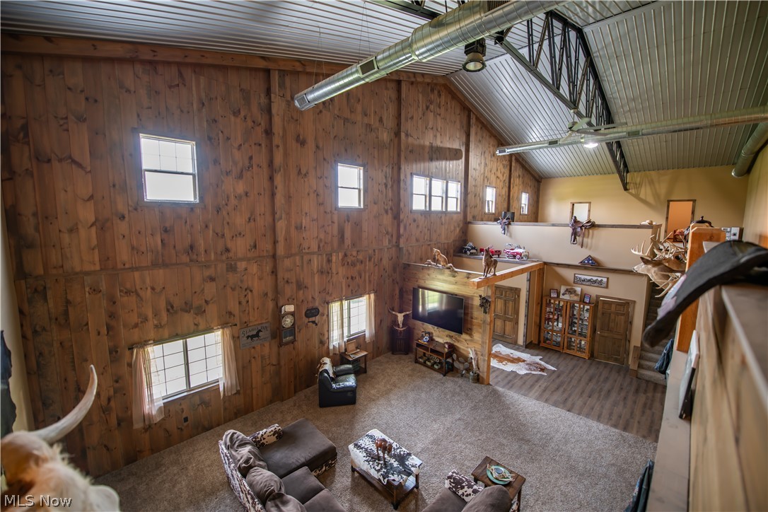 9918 Ridge Road SE Uhrichsville OH 44683