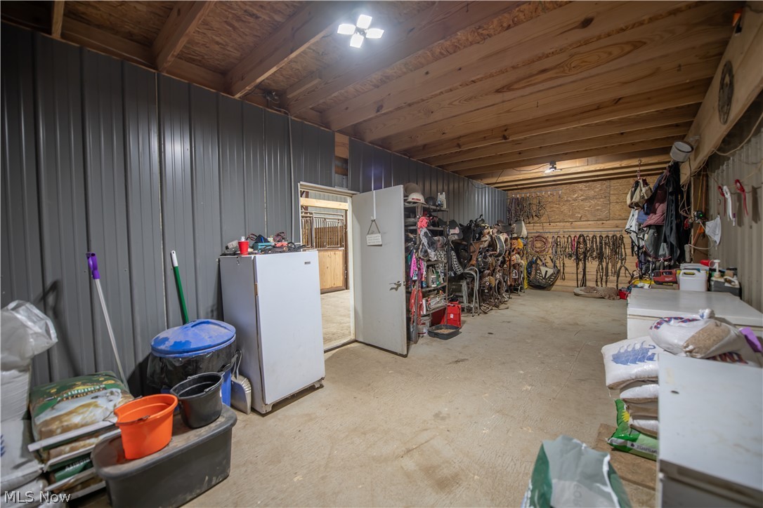 9918 Ridge Road SE Uhrichsville OH 44683