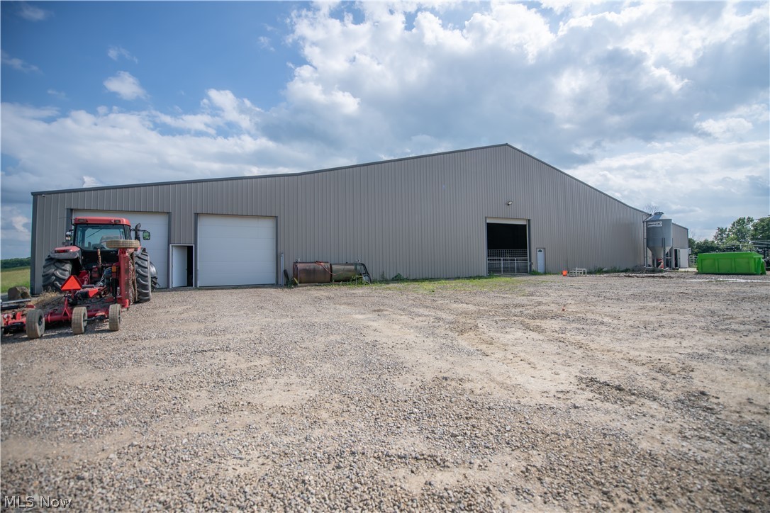 9918 Ridge Road SE Uhrichsville OH 44683