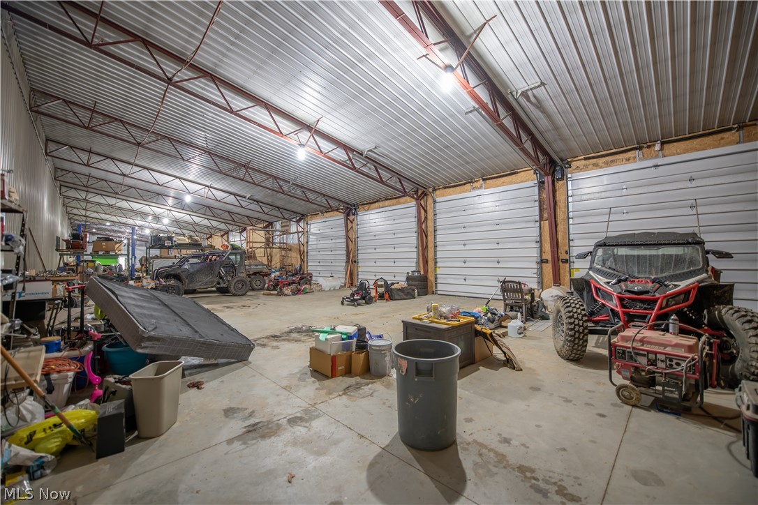 9918 Ridge Road SE Uhrichsville OH 44683