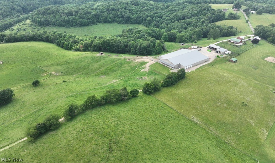 9918 Ridge Road SE Uhrichsville OH 44683