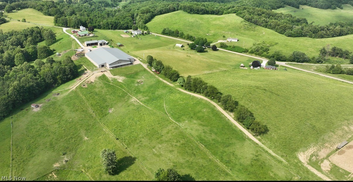 9918 Ridge Road SE Uhrichsville OH 44683