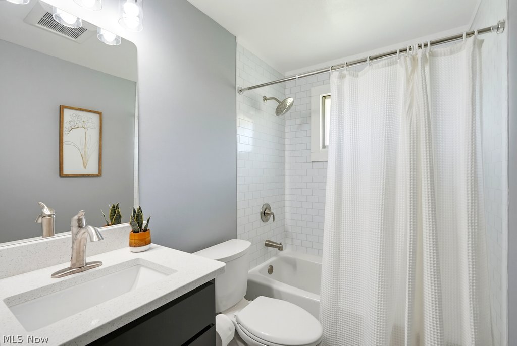 1389 Laurel Drive Macedonia OH 44056