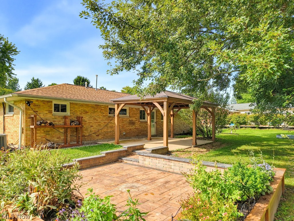 1389 Laurel Drive Macedonia OH 44056