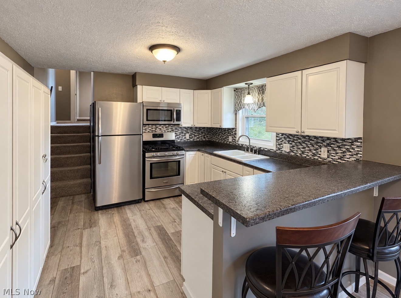 5997 Lake O' Springs Avenue NW Canton OH 44718