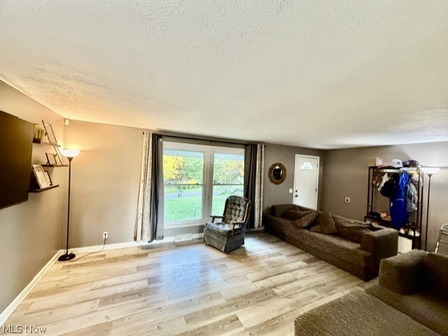 5997 Lake O' Springs Avenue NW Canton OH 44718