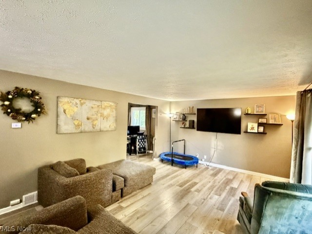 5997 Lake O' Springs Avenue NW Canton OH 44718