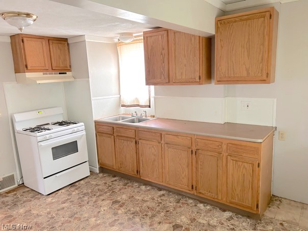627 Roscoe Avenue Akron OH 44306