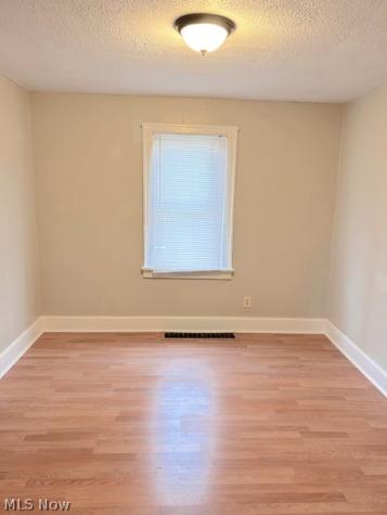 627 Roscoe Avenue Akron OH 44306