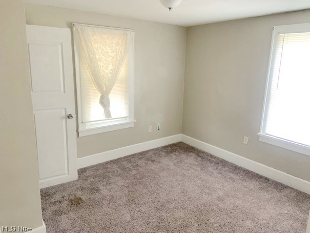 627 Roscoe Avenue Akron OH 44306