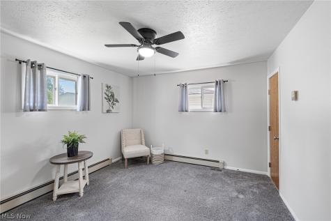 5203 Snow Road Parma OH 44134