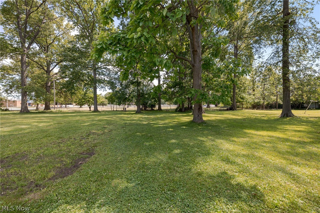 5203 Snow Road Parma OH 44134