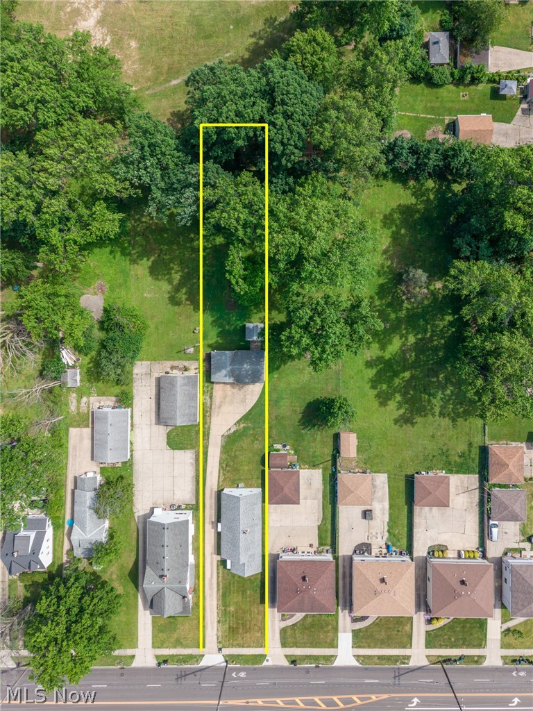 5203 Snow Road Parma OH 44134