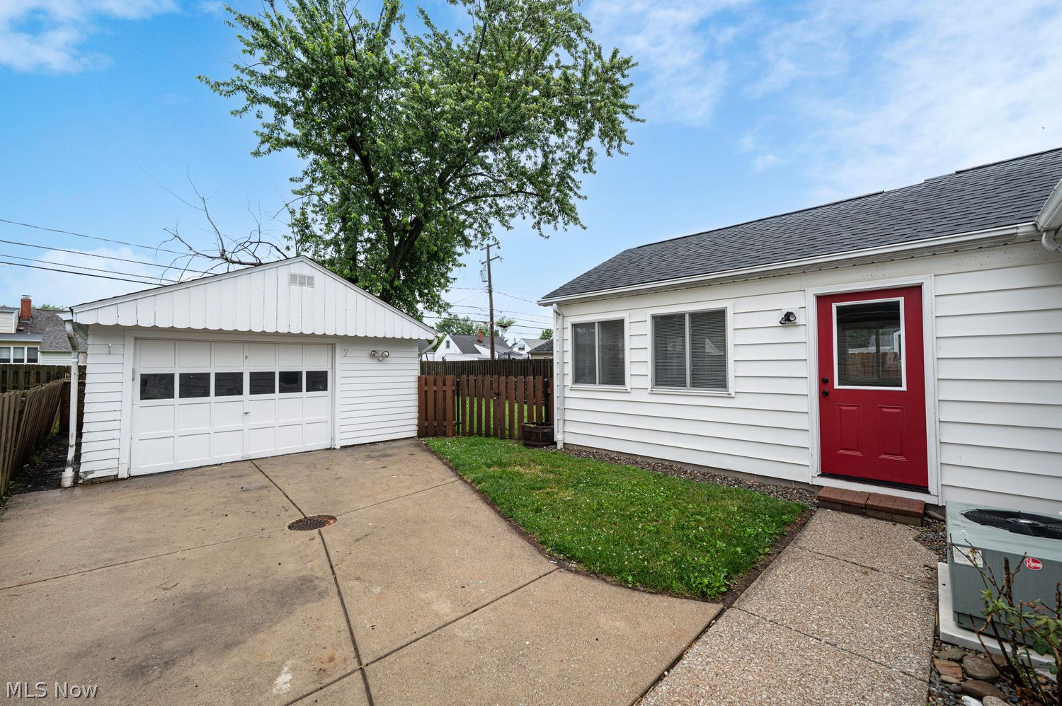 430 E 309th Street Willowick OH 44095