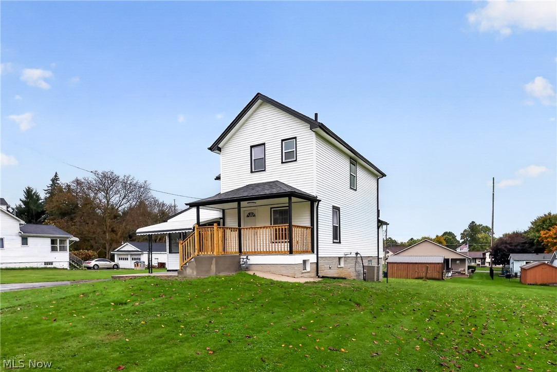 667 Hyatt Avenue Campbell OH 44405