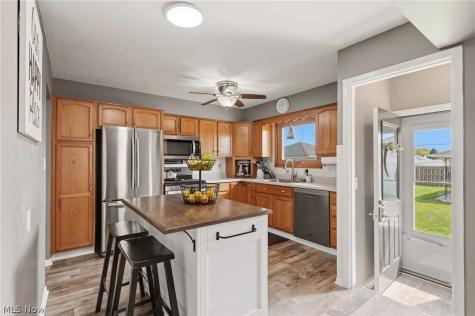 4599 Memphis Villas S Brooklyn OH 44144