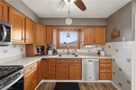 4599 Memphis Villas S Brooklyn OH 44144