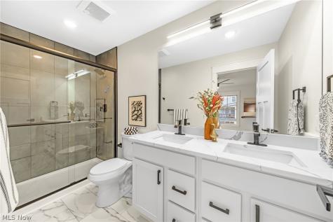 1881 Woodlawn Avenue Cleveland OH 44112