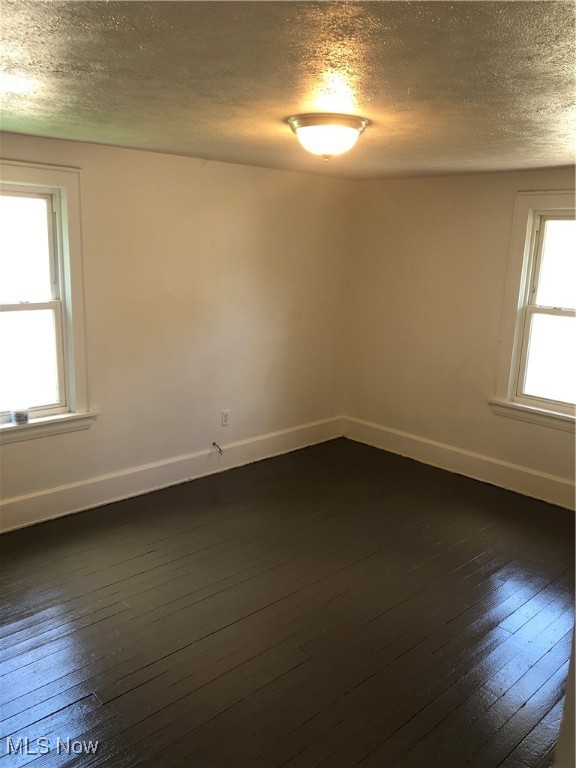 786 Sarcee Avenue Akron OH 44305