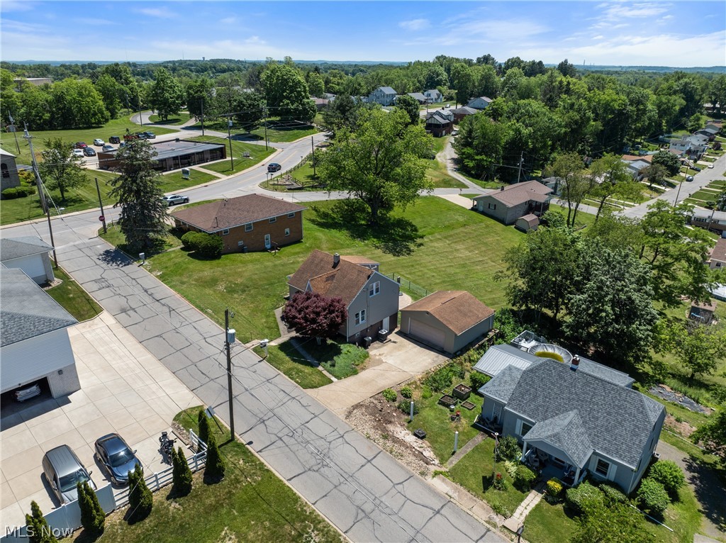 106 Mcconnell Avenue Wintersville OH 43953