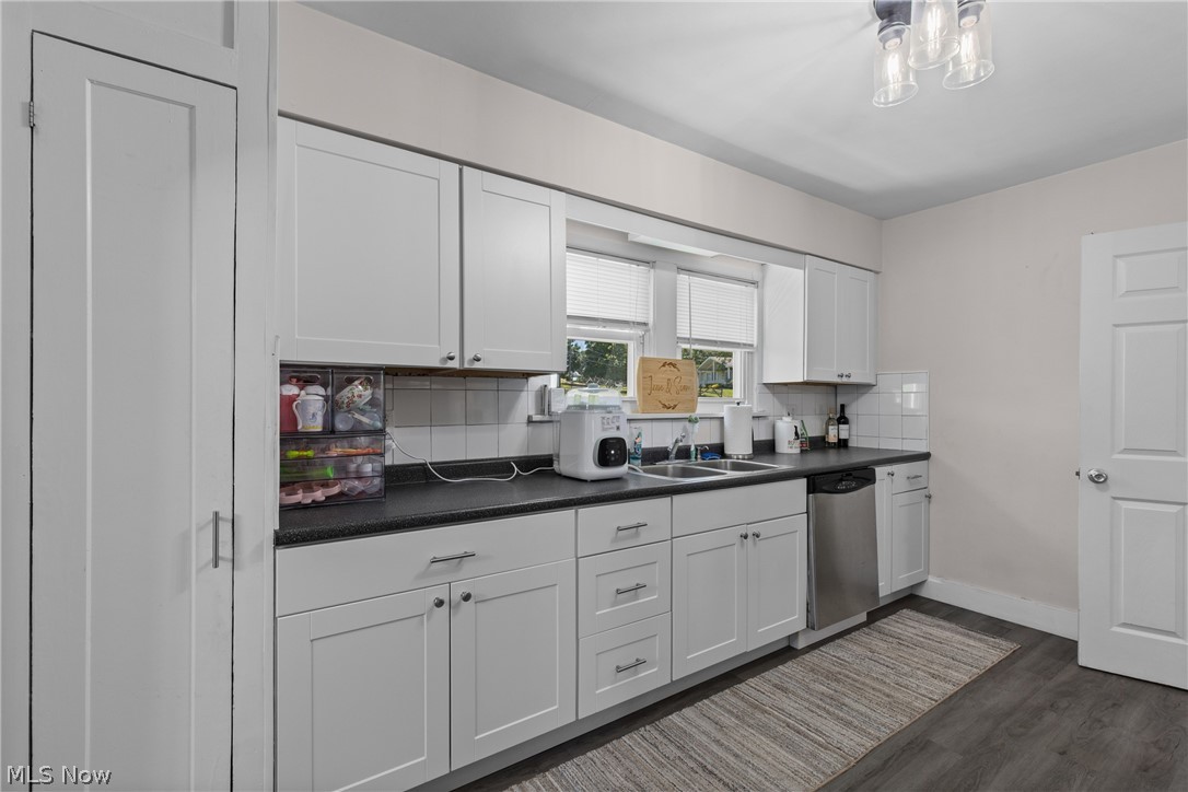 106 Mcconnell Avenue Wintersville OH 43953