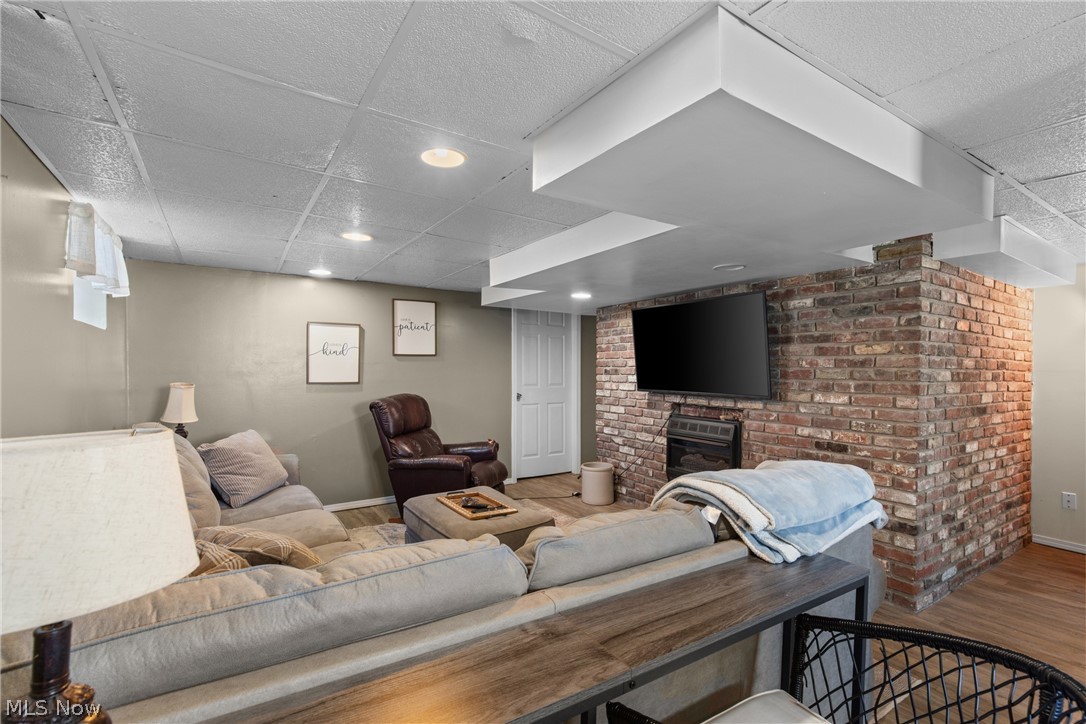 106 Mcconnell Avenue Wintersville OH 43953