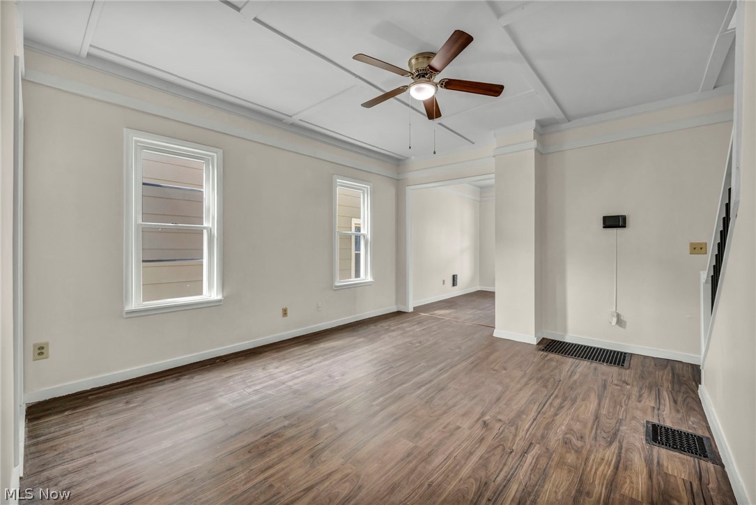 1023 W Washington Avenue Lorain OH 44052