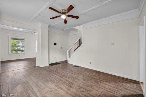 1023 W Washington Avenue Lorain OH 44052
