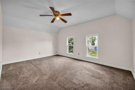 1023 W Washington Avenue Lorain OH 44052