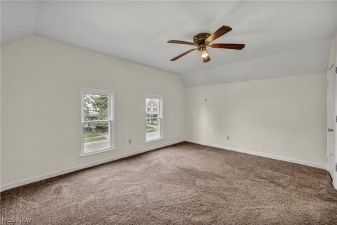 1023 W Washington Avenue Lorain OH 44052