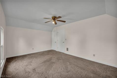 1023 W Washington Avenue Lorain OH 44052