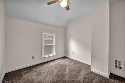 1023 W Washington Avenue Lorain OH 44052
