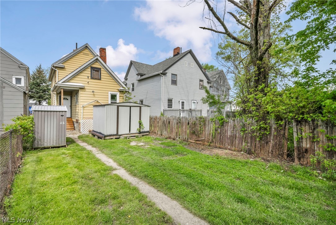 1023 W Washington Avenue Lorain OH 44052