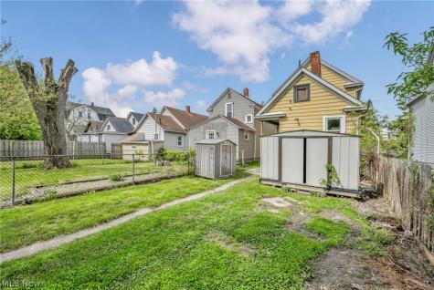 1023 W Washington Avenue Lorain OH 44052