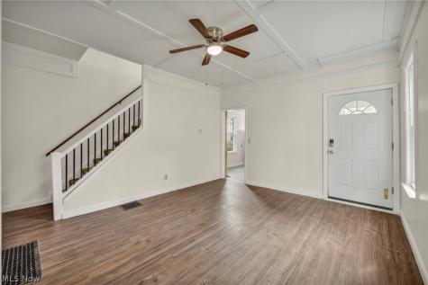 1023 W Washington Avenue Lorain OH 44052