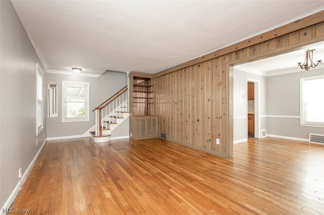 21901 Kennison Avenue Euclid OH 44123