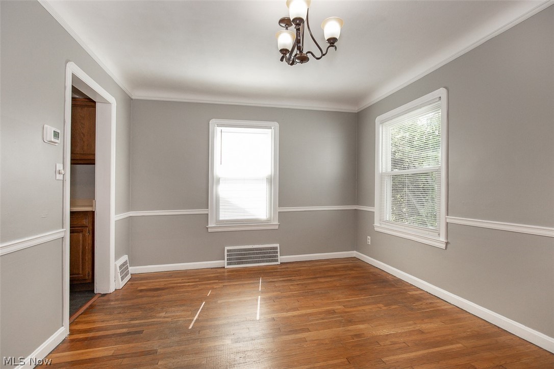21901 Kennison Avenue Euclid OH 44123