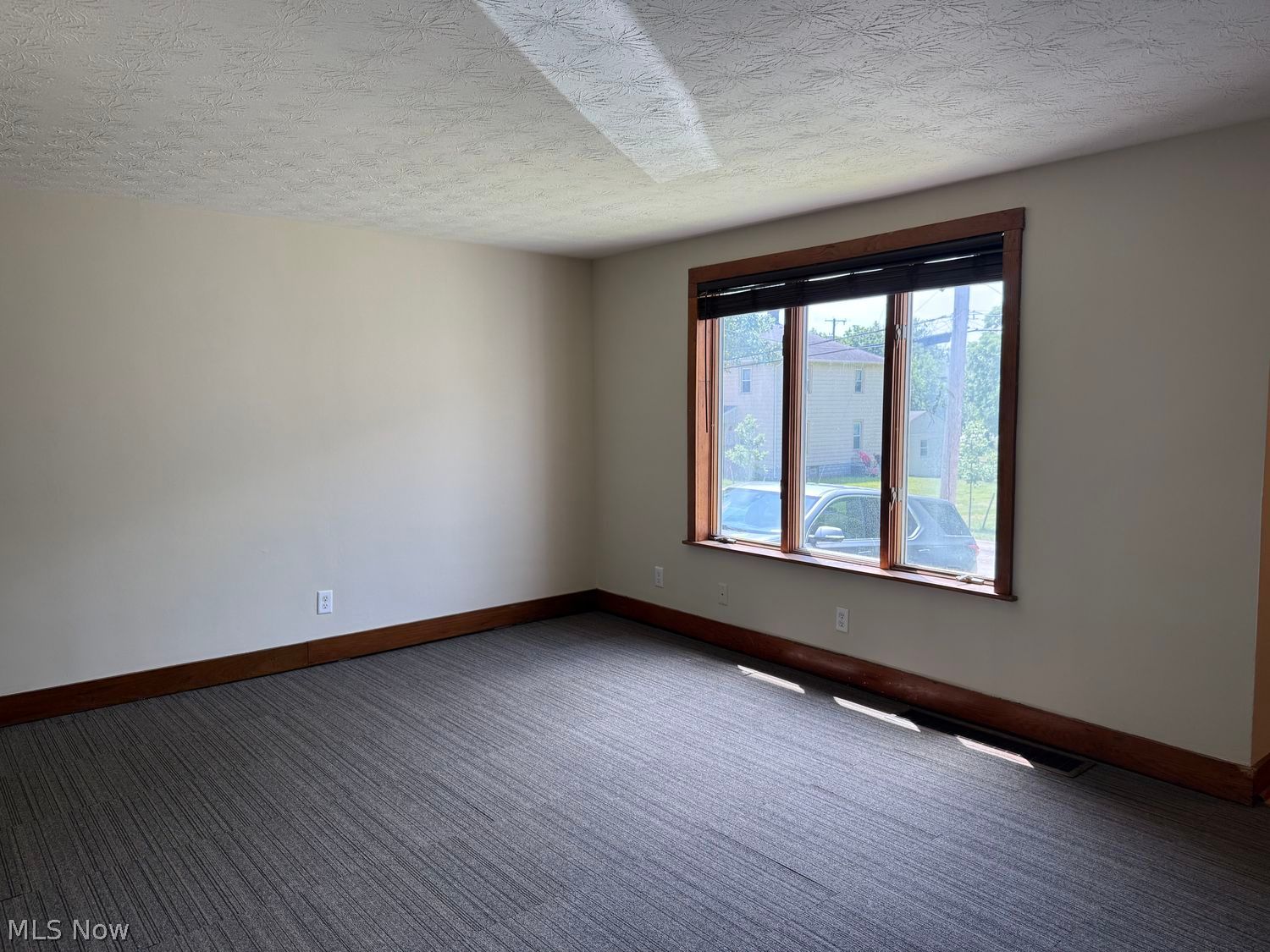 637 King Street Ravenna OH 44266