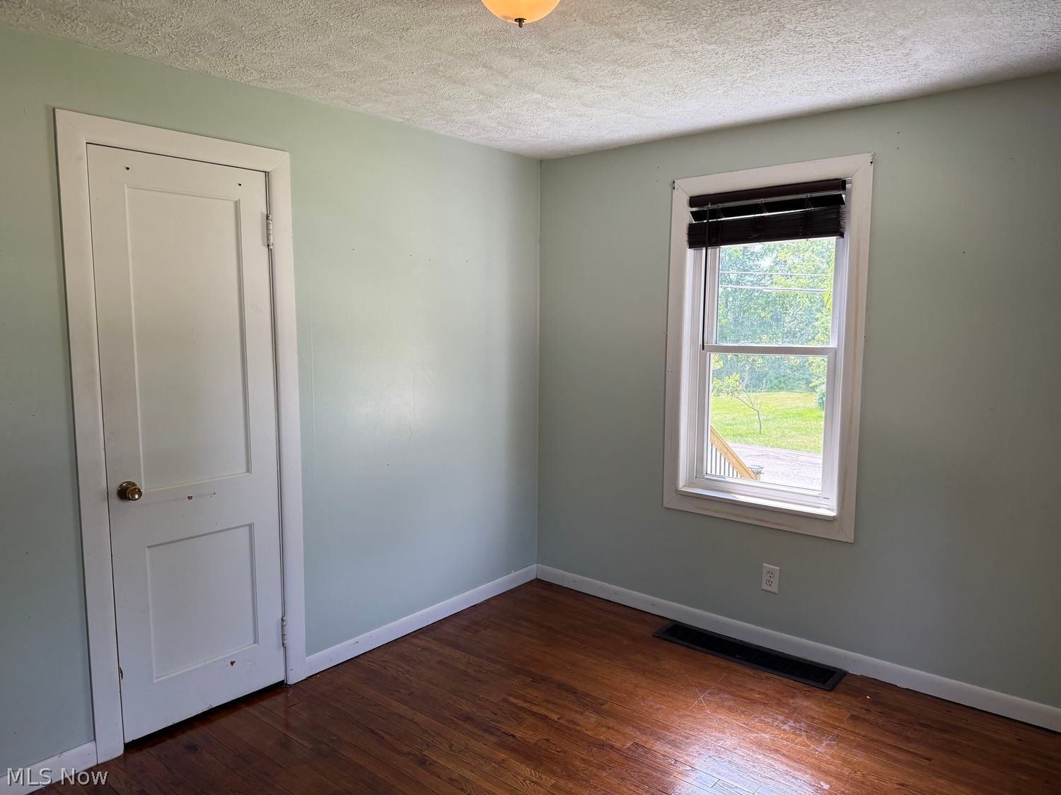 637 King Street Ravenna OH 44266