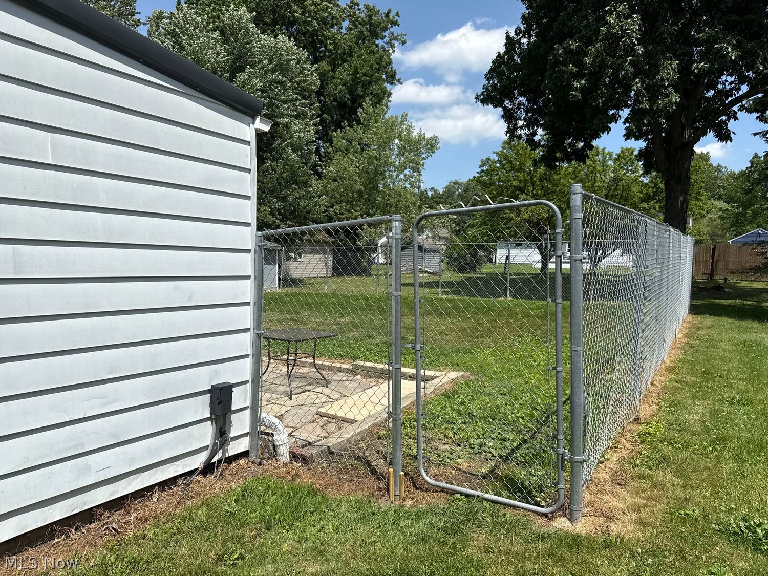 637 King Street Ravenna OH 44266