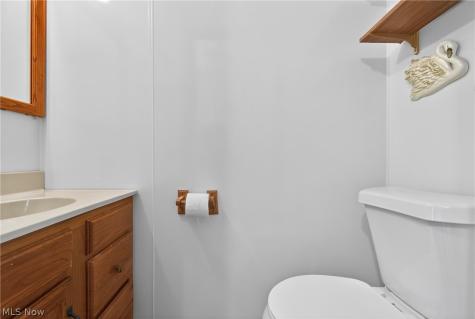 2115 Kenyon Avenue NW Massillon OH 44647