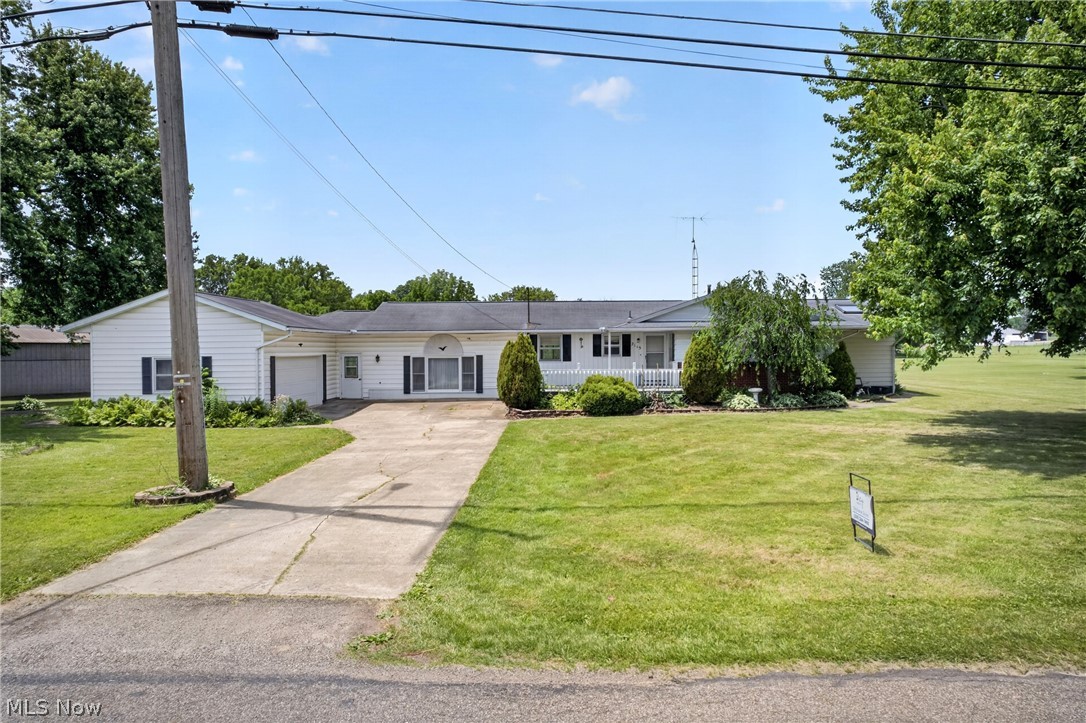 2115 Kenyon Avenue NW Massillon OH 44647