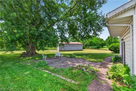 2115 Kenyon Avenue NW Massillon OH 44647
