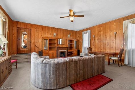 2115 Kenyon Avenue NW Massillon OH 44647