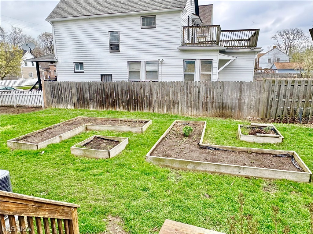 7909 Colgate Avenue Cleveland OH 44102