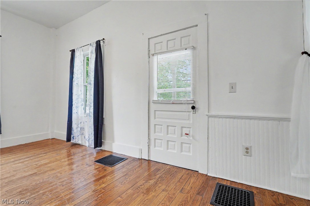 9470 Tallmadge Road Diamond OH 44412