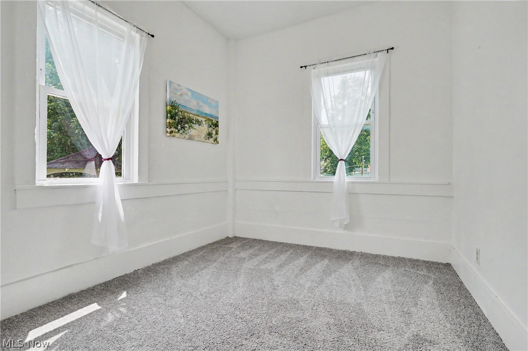 9470 Tallmadge Road Diamond OH 44412