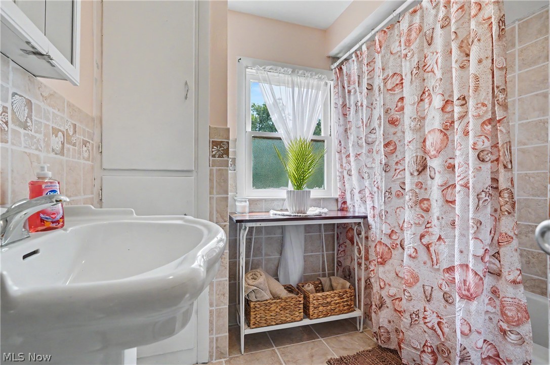 9470 Tallmadge Road Diamond OH 44412