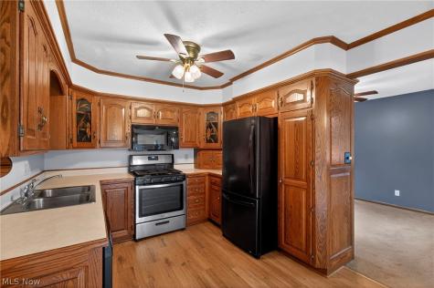 7432 Klingston Street NW Massillon OH 44646